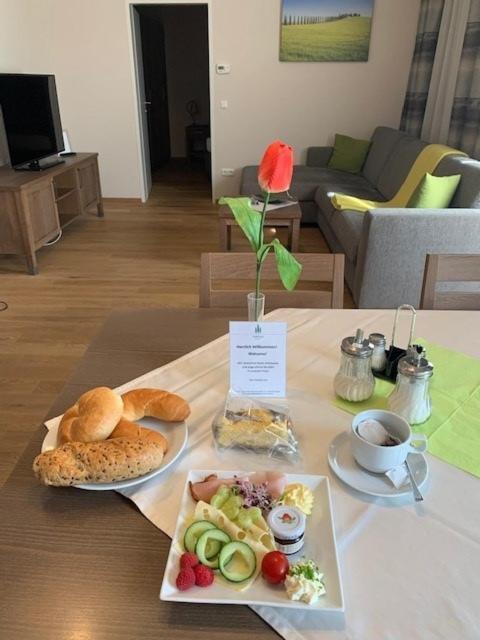 Mattone Aparthotel Lanzenkirchen Екстериор снимка