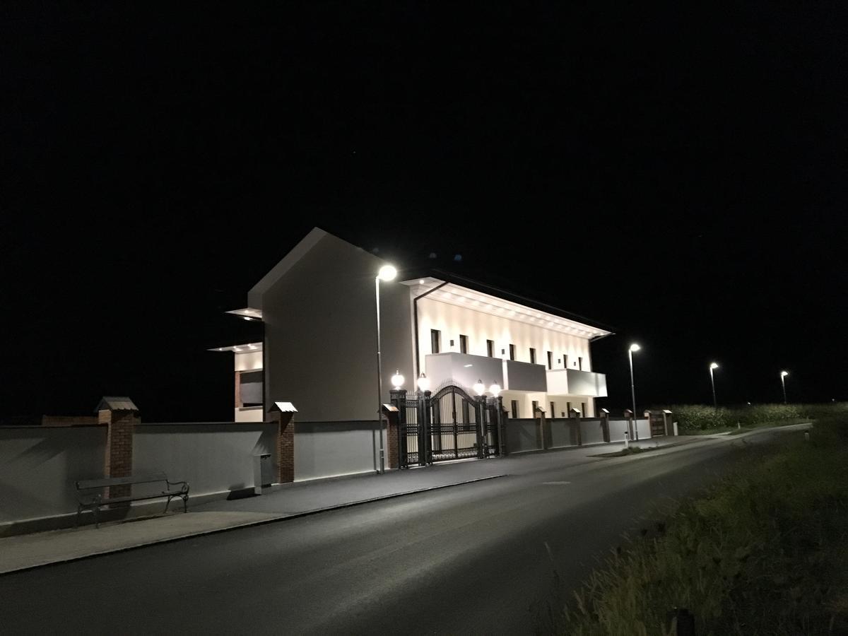 Mattone Aparthotel Lanzenkirchen Екстериор снимка
