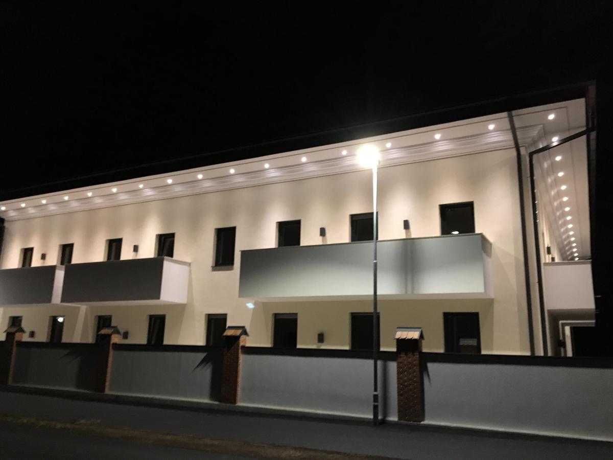 Mattone Aparthotel Lanzenkirchen Екстериор снимка