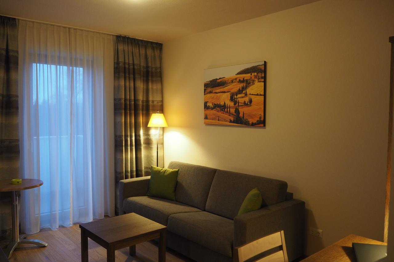 Mattone Aparthotel Lanzenkirchen Екстериор снимка